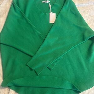 Vila Milano oversized sweater Women's medium in island green. Scoop neck. 
New!